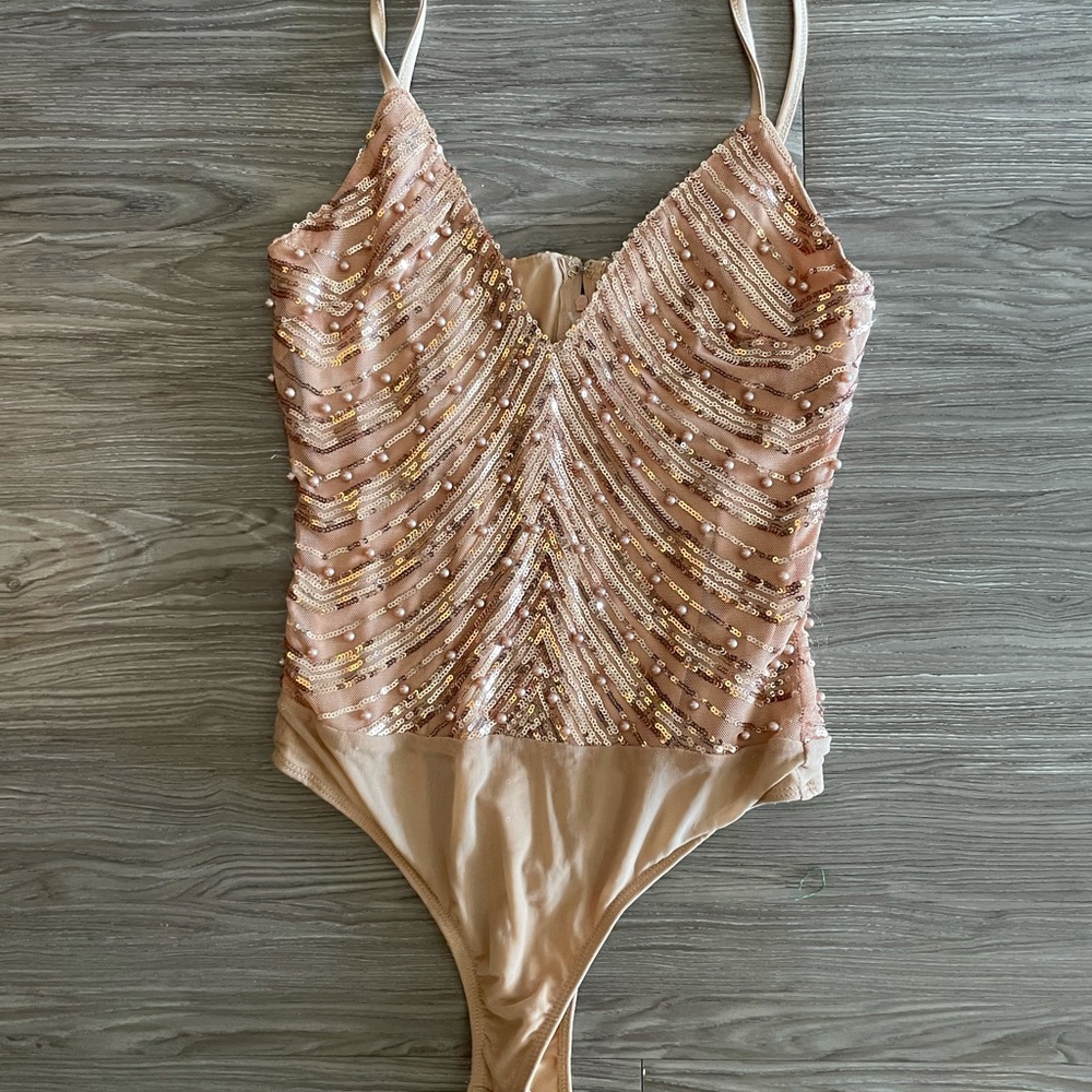 NEW Windsor Rose Gold & Pearl Bodysuit Size Small
